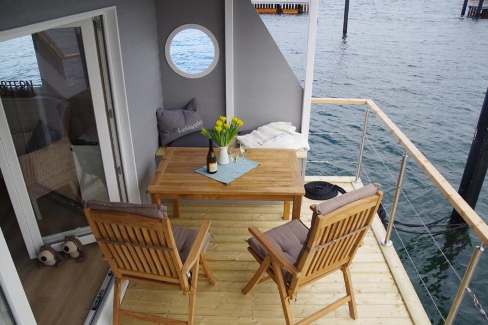 Hausboot Liliput Hotel Stralsund Bagian luar foto